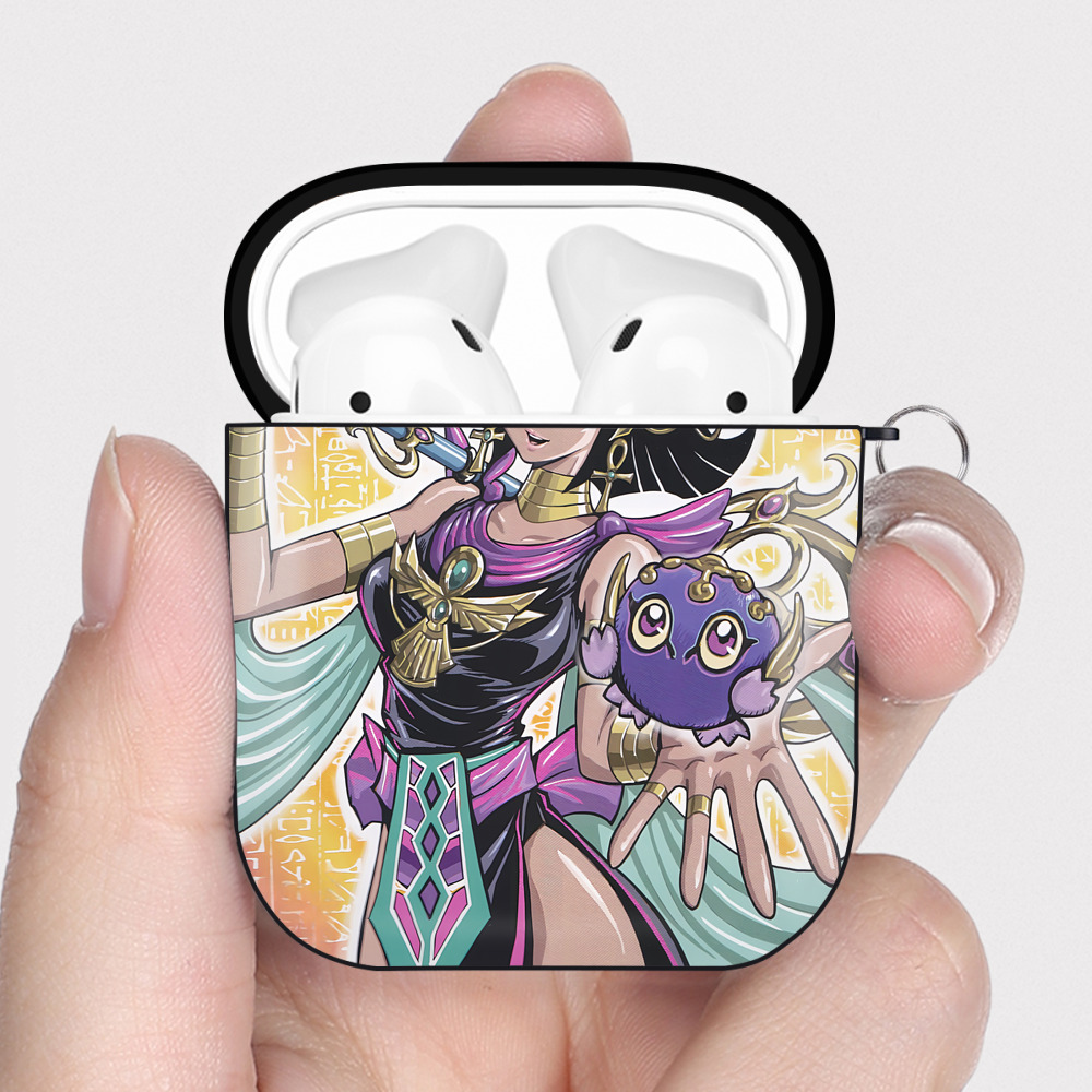 （画像用） 遊☆戯☆王 Yu-Gi-Oh! AirPods 第2世代保護ケース ハードシェル ブラック 耐衝撃・防指紋・カラビナ付き