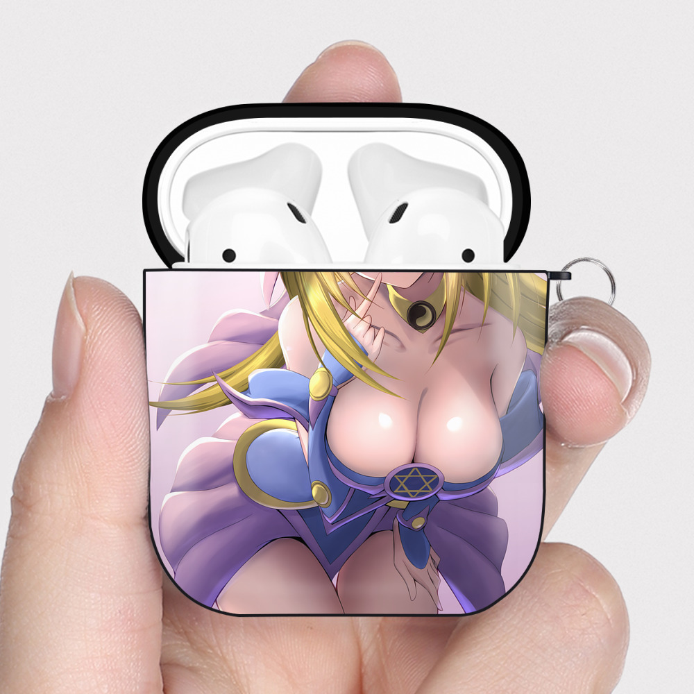 （画像用） 遊☆戯☆王 Yu-Gi-Oh! AirPods 第2世代保護ケース ハードシェル ブラック 耐衝撃・防指紋・カラビナ付き
