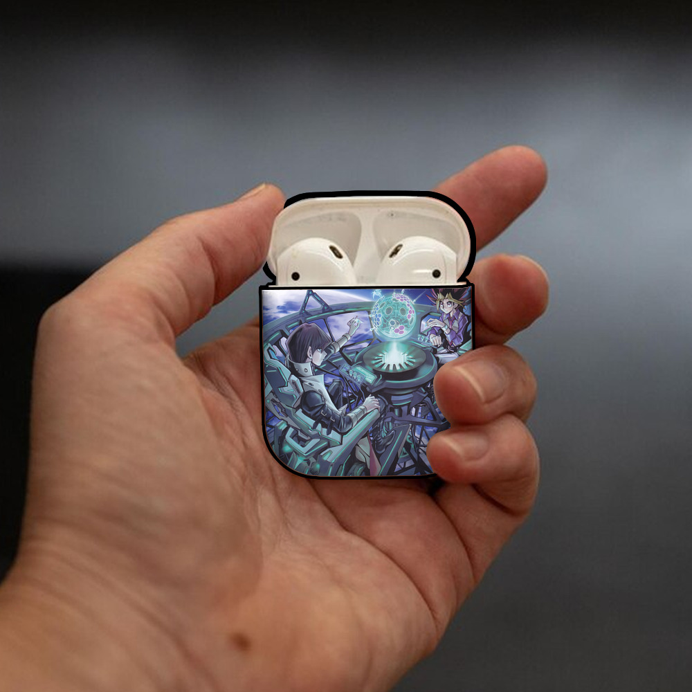 遊☆戯☆王 Yu-Gi-Oh! AirPods 第2世代保護ケース ハードシェル ブラック 耐衝撃・防指紋・カラビナ付き