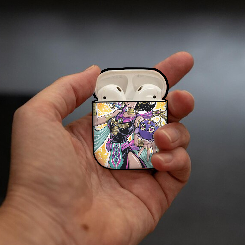 遊☆戯☆王 Yu-Gi-Oh! AirPods 第2世代保護ケース ハードシェル ブラック 耐衝撃・防指紋・カラビナ付き