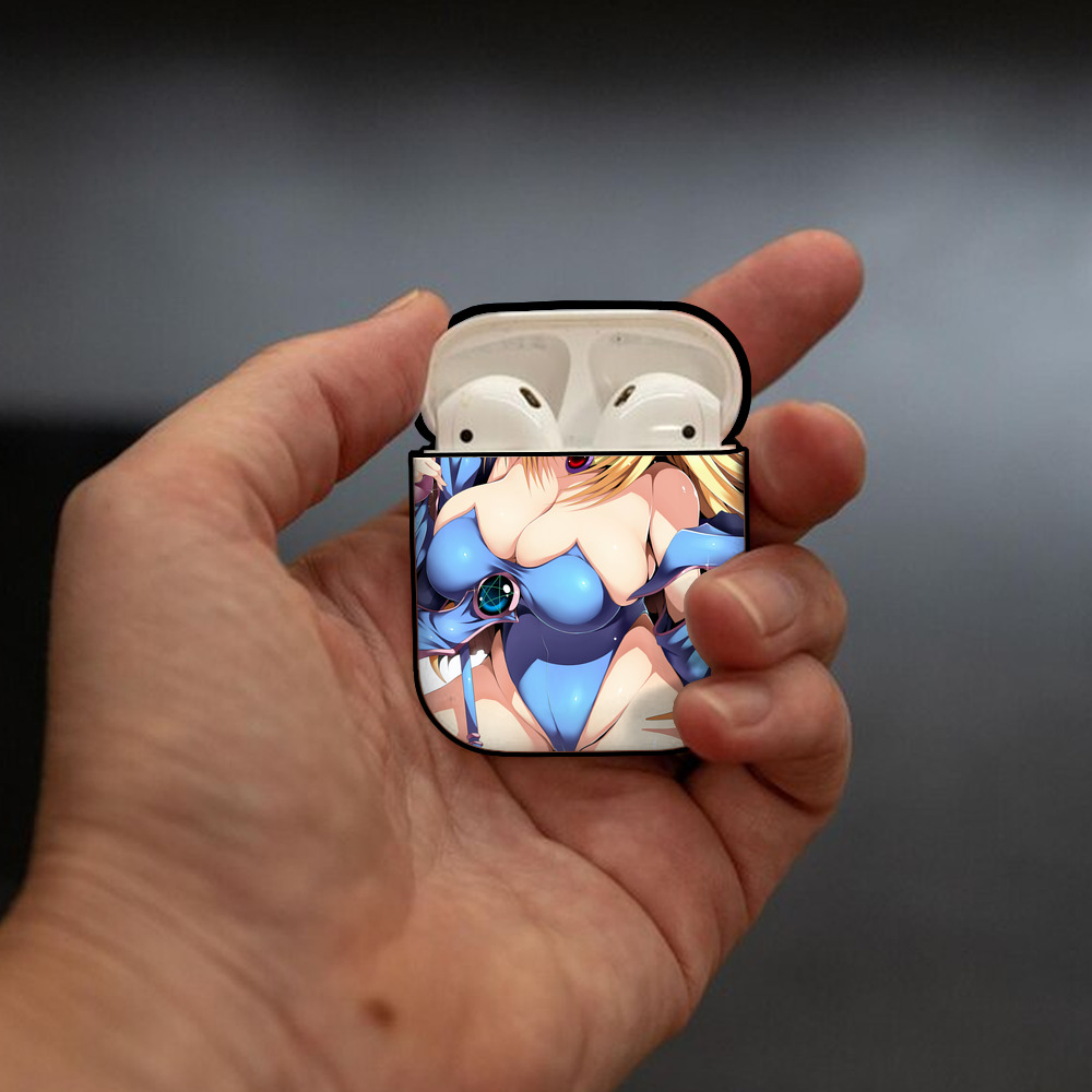 遊☆戯☆王 Yu-Gi-Oh! AirPods 第2世代保護ケース ハードシェル ブラック 耐衝撃・防指紋・カラビナ付き
