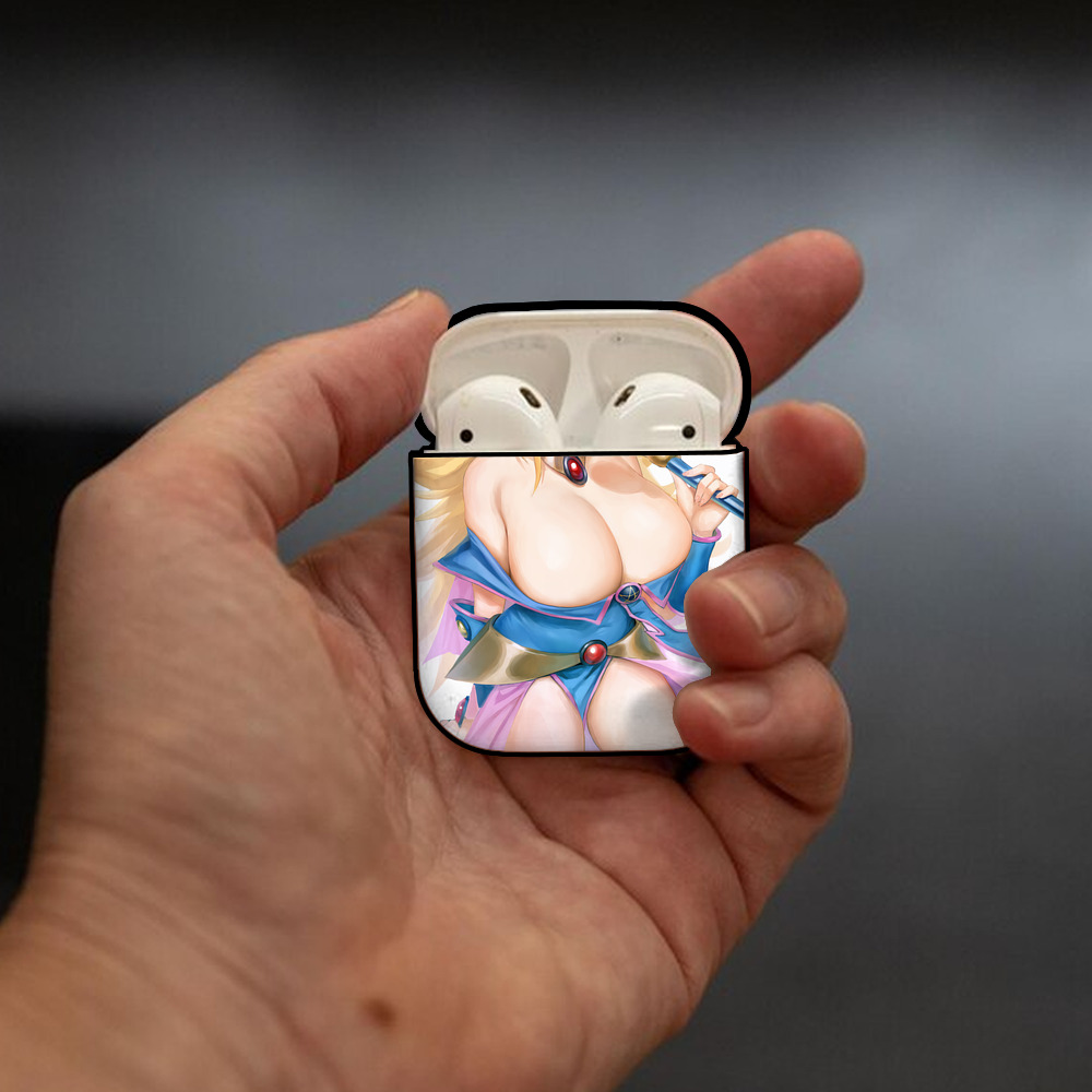 遊☆戯☆王 Yu-Gi-Oh! AirPods 第2世代保護ケース ハードシェル ブラック 耐衝撃・防指紋・カラビナ付き