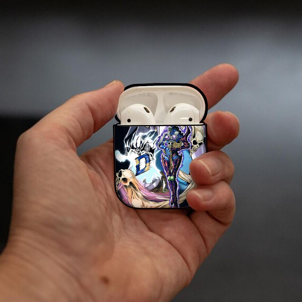 遊☆戯☆王 Yu-Gi-Oh! AirPods 第2世代保護ケース ハードシェル ブラック 耐衝撃・防指紋・カラビナ付き