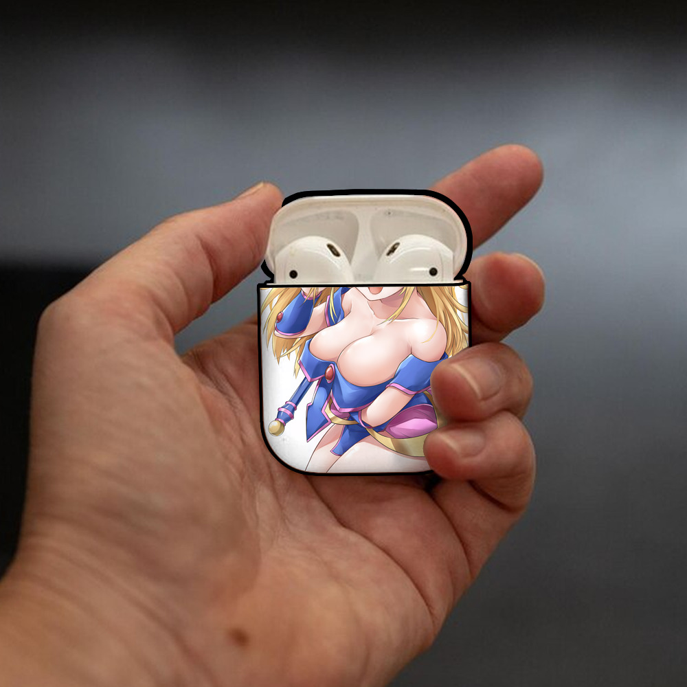 遊☆戯☆王 Yu-Gi-Oh! AirPods 第2世代保護ケース ハードシェル ブラック 耐衝撃・防指紋・カラビナ付き