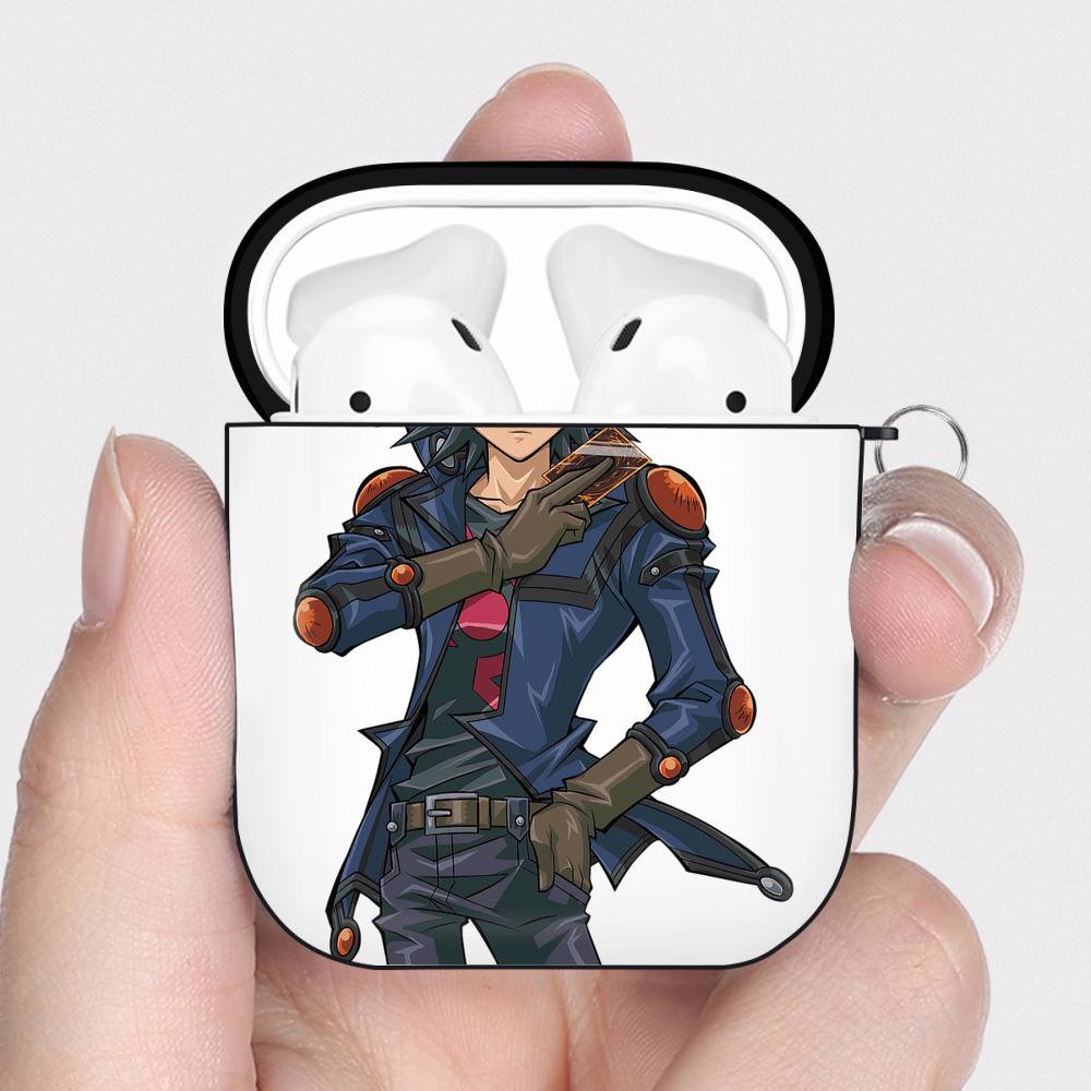 （画像用） 遊☆戯☆王 Yu-Gi-Oh! AirPods 第2世代保護ケース ハードシェル ブラック 耐衝撃・防指紋・カラビナ付き