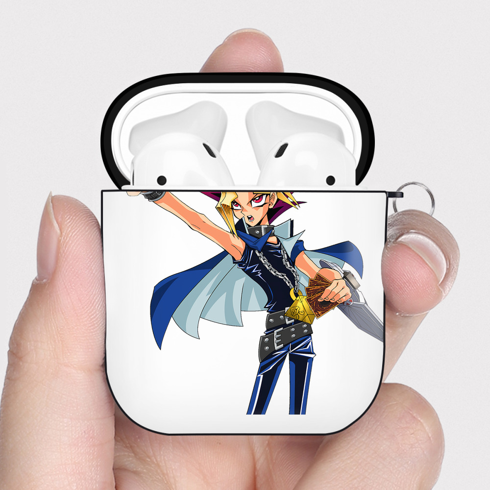（画像用） 遊☆戯☆王 Yu-Gi-Oh! AirPods 第2世代保護ケース ハードシェル ブラック 耐衝撃・防指紋・カラビナ付き