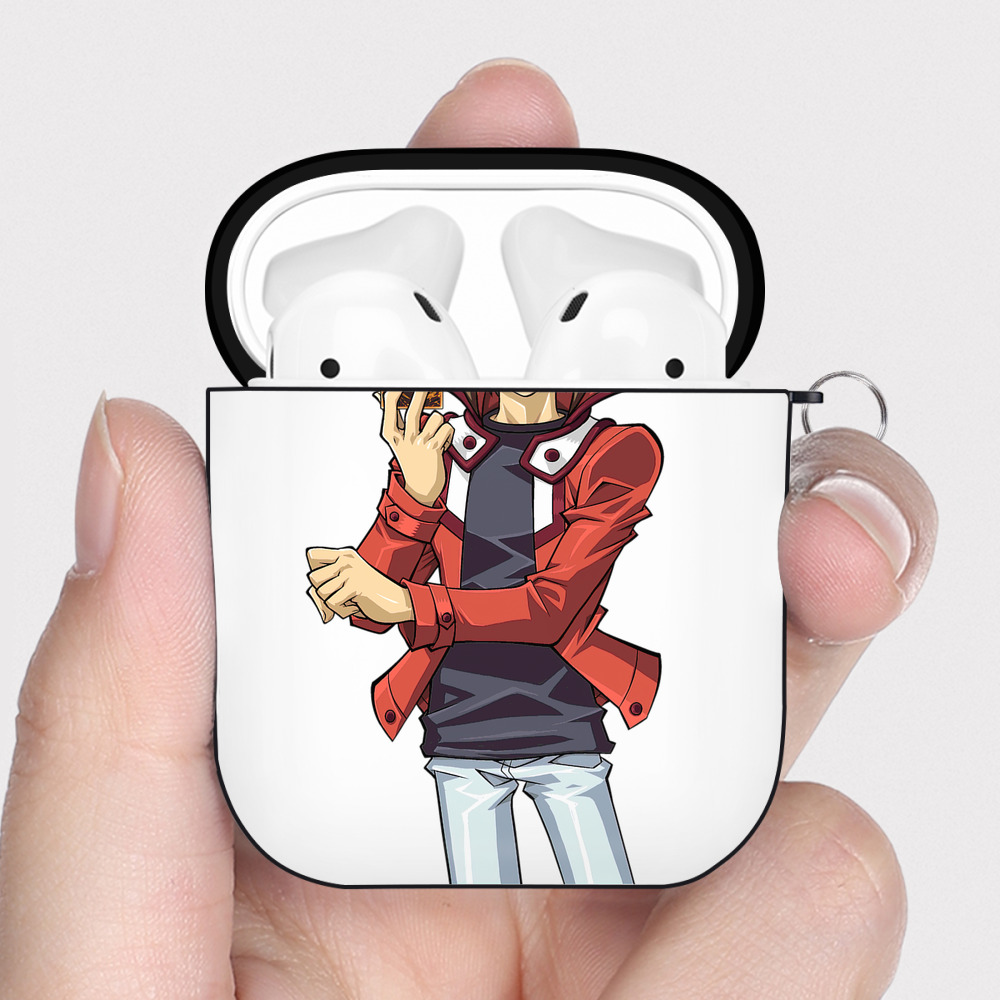（画像用） 遊☆戯☆王 Yu-Gi-Oh! AirPods 第2世代保護ケース ハードシェル ブラック 耐衝撃・防指紋・カラビナ付き