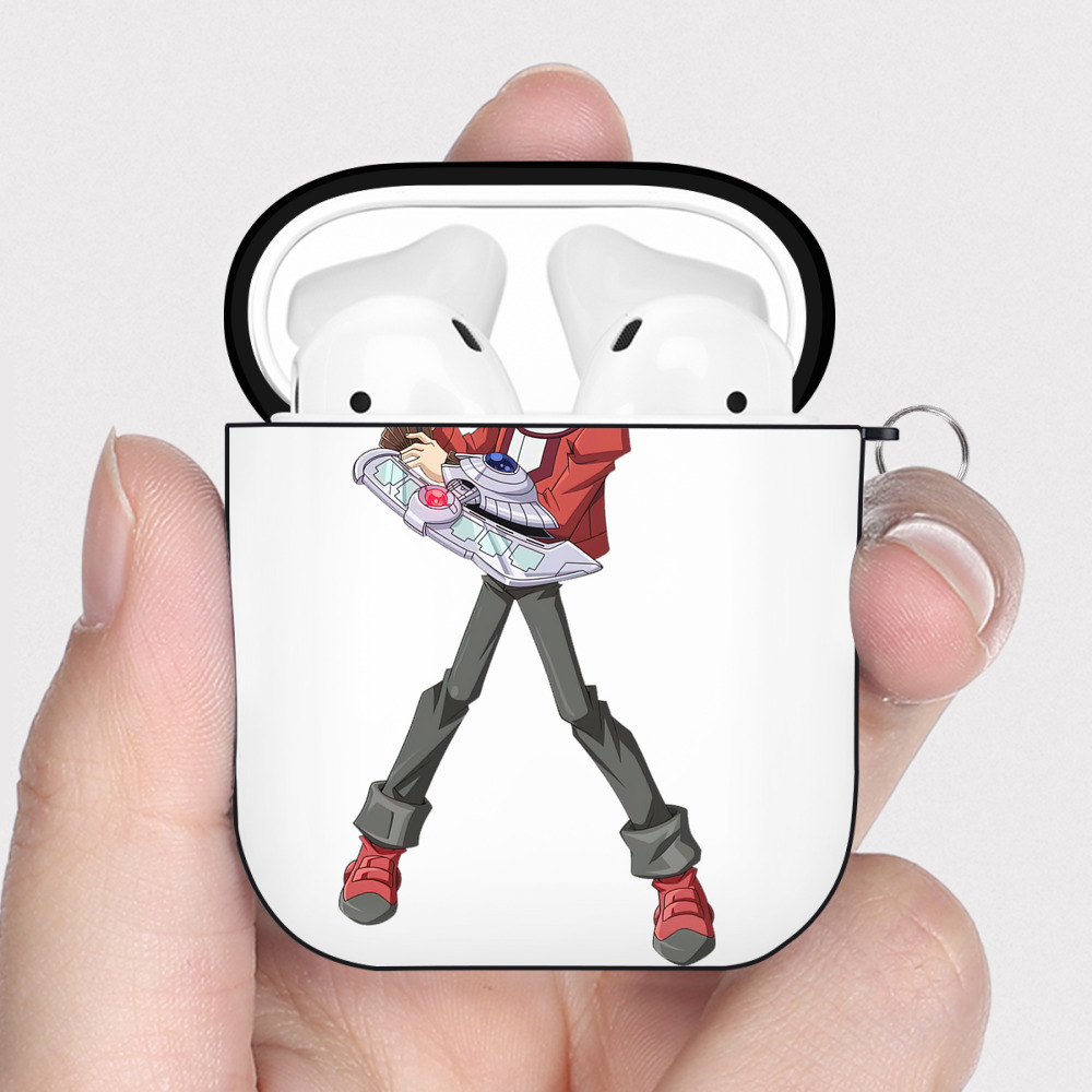 （画像用） 遊☆戯☆王 Yu-Gi-Oh! AirPods 第2世代保護ケース ハードシェル ブラック 耐衝撃・防指紋・カラビナ付き