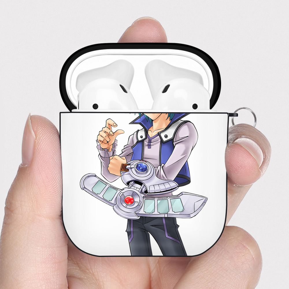 （画像用） 遊☆戯☆王 Yu-Gi-Oh! AirPods 第2世代保護ケース ハードシェル ブラック 耐衝撃・防指紋・カラビナ付き