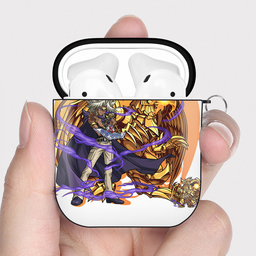 （画像用） 遊☆戯☆王 Yu-Gi-Oh! AirPods 第2世代保護ケース ハードシェル ブラック 耐衝撃・防指紋・カラビナ付き