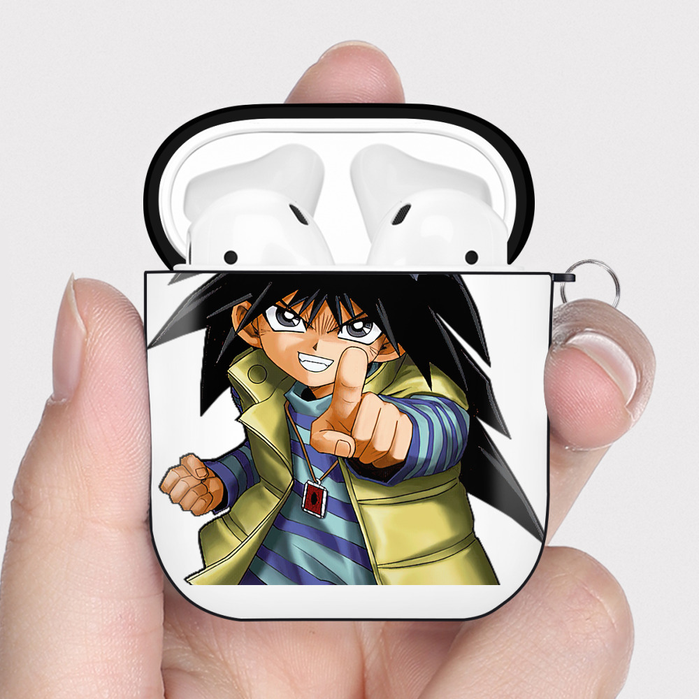 （画像用） 遊☆戯☆王 Yu-Gi-Oh! AirPods 第2世代保護ケース ハードシェル ブラック 耐衝撃・防指紋・カラビナ付き
