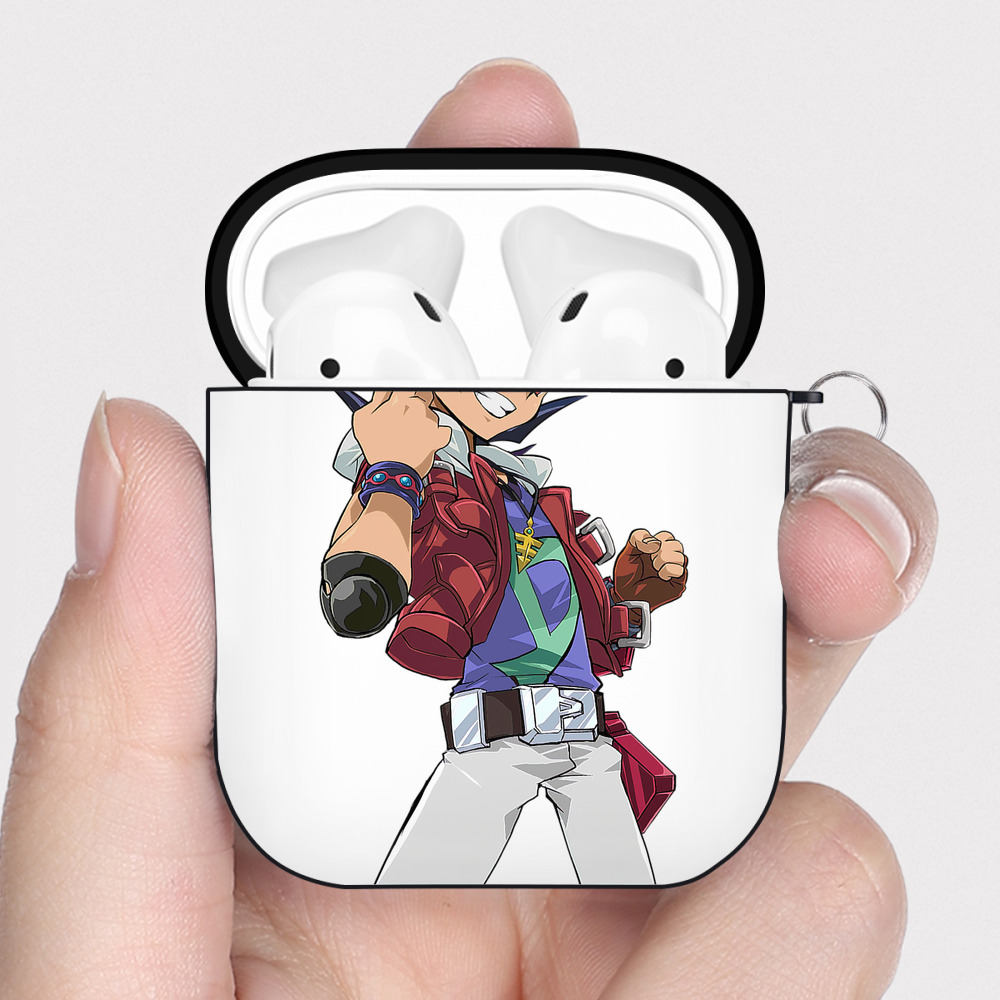 （画像用） 遊☆戯☆王 Yu-Gi-Oh! AirPods 第2世代保護ケース ハードシェル ブラック 耐衝撃・防指紋・カラビナ付き