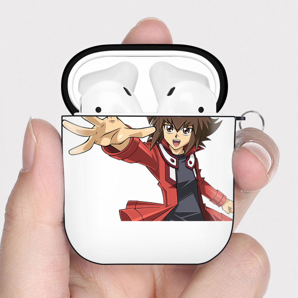 （画像用） 遊☆戯☆王 Yu-Gi-Oh! AirPods 第2世代保護ケース ハードシェル ブラック 耐衝撃・防指紋・カラビナ付き