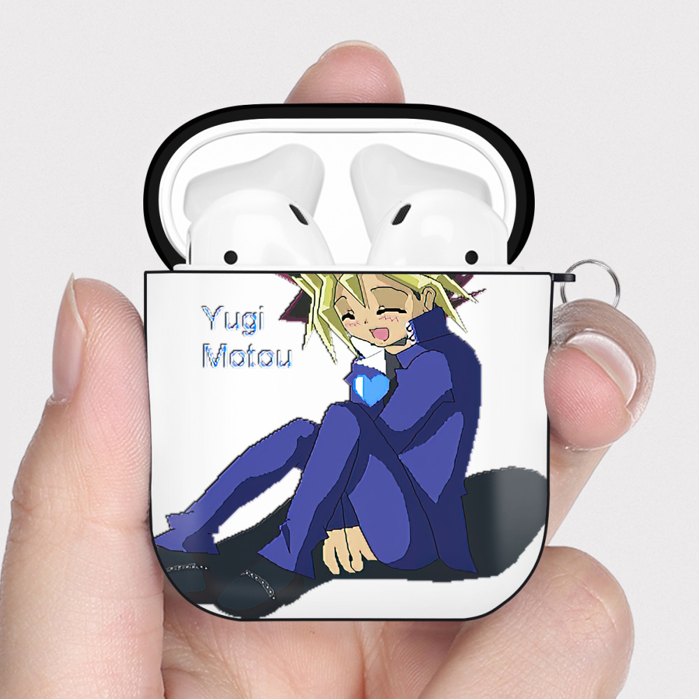 （画像用） 遊☆戯☆王 Yu-Gi-Oh! AirPods 第2世代保護ケース ハードシェル ブラック 耐衝撃・防指紋・カラビナ付き