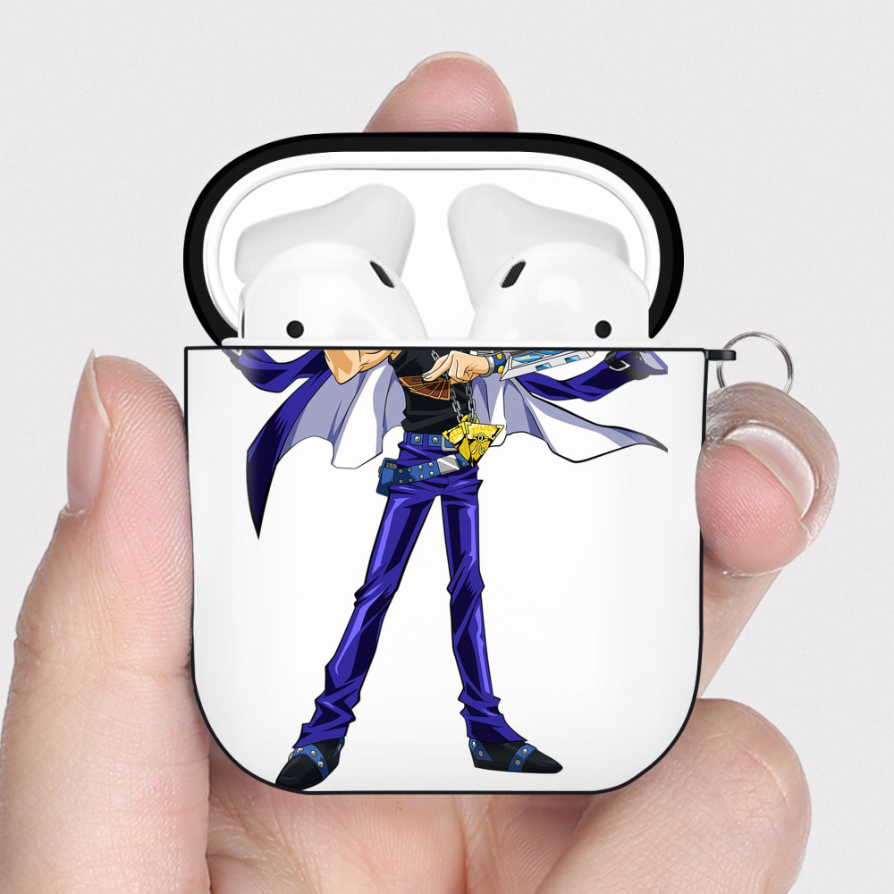 （画像用） 遊☆戯☆王 Yu-Gi-Oh! AirPods 第2世代保護ケース ハードシェル ブラック 耐衝撃・防指紋・カラビナ付き