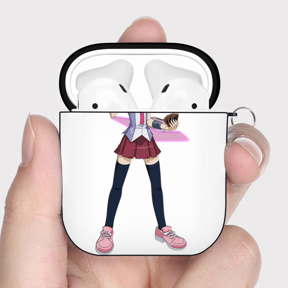 （画像用） 遊☆戯☆王 Yu-Gi-Oh! AirPods 第2世代保護ケース ハードシェル ブラック 耐衝撃・防指紋・カラビナ付き