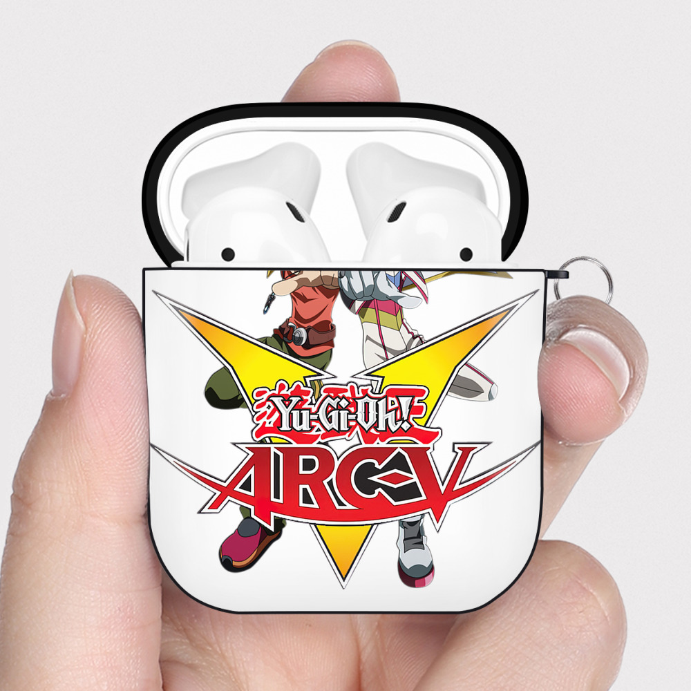 （画像用） 遊☆戯☆王 Yu-Gi-Oh! AirPods 第2世代保護ケース ハードシェル ブラック 耐衝撃・防指紋・カラビナ付き