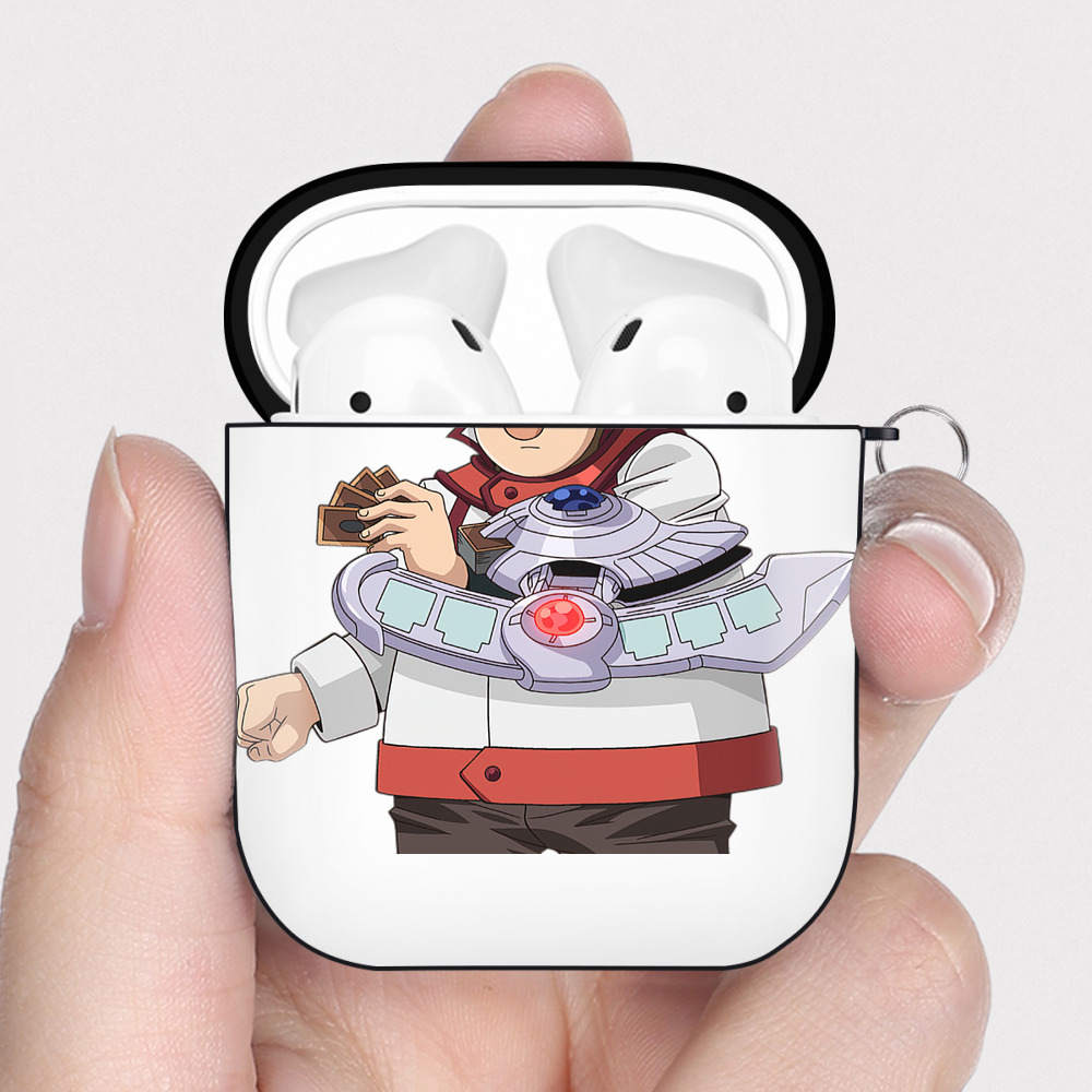 （画像用） 遊☆戯☆王 Yu-Gi-Oh! AirPods 第2世代保護ケース ハードシェル ブラック 耐衝撃・防指紋・カラビナ付き