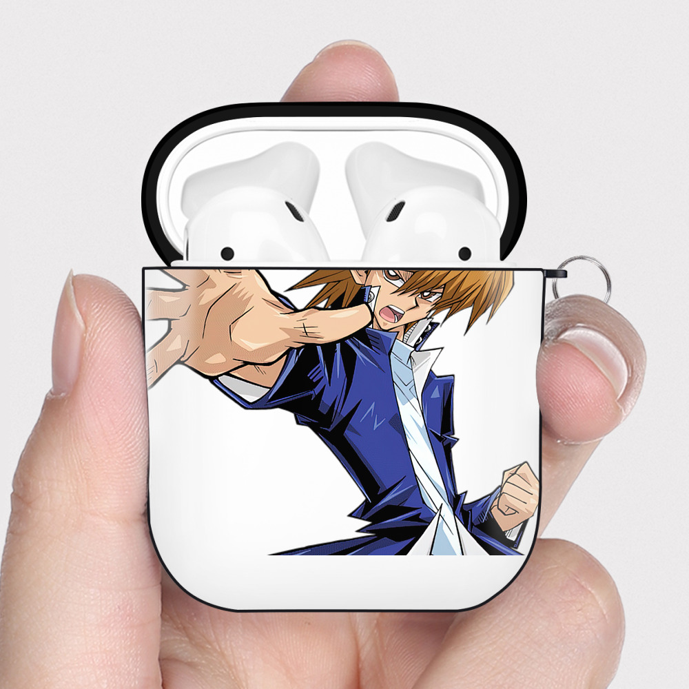 （画像用） 遊☆戯☆王 Yu-Gi-Oh! AirPods 第2世代保護ケース ハードシェル ブラック 耐衝撃・防指紋・カラビナ付き
