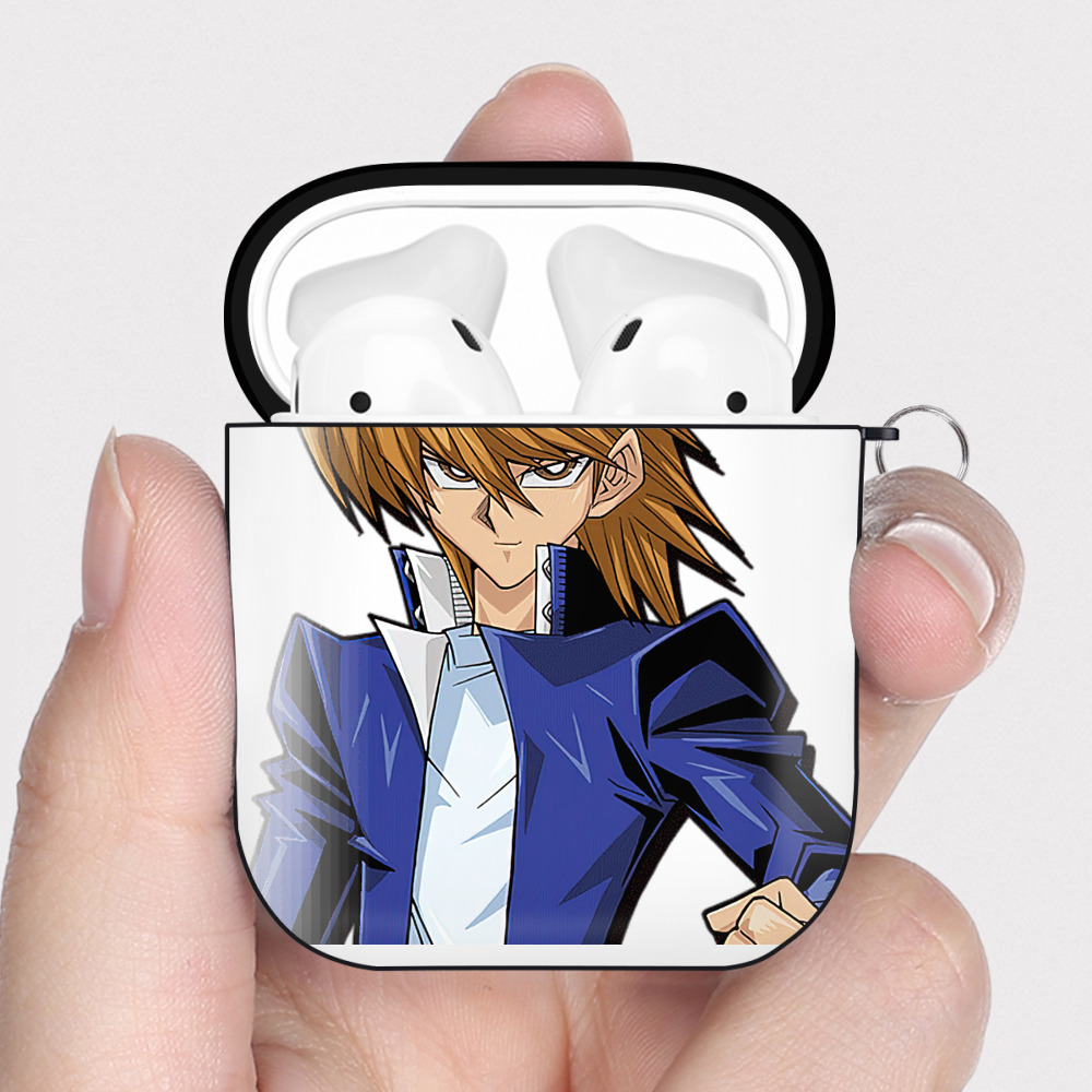 （画像用） 遊☆戯☆王 Yu-Gi-Oh! AirPods 第2世代保護ケース ハードシェル ブラック 耐衝撃・防指紋・カラビナ付き