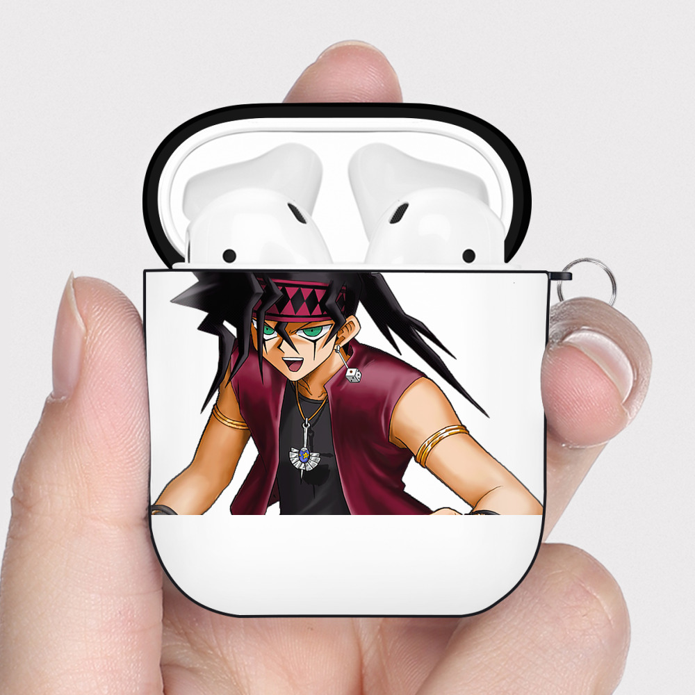 （画像用） 遊☆戯☆王 Yu-Gi-Oh! AirPods 第2世代保護ケース ハードシェル ブラック 耐衝撃・防指紋・カラビナ付き