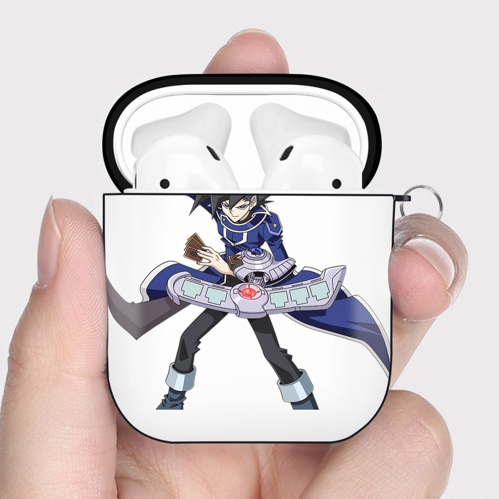 （画像用） 遊☆戯☆王 Yu-Gi-Oh! AirPods 第2世代保護ケース ハードシェル ブラック 耐衝撃・防指紋・カラビナ付き