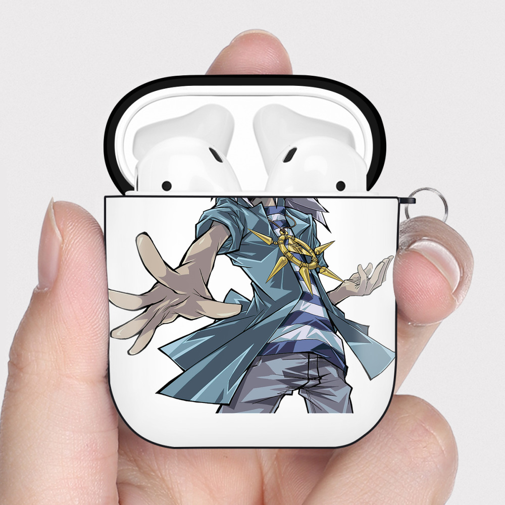（画像用） 遊☆戯☆王 Yu-Gi-Oh! AirPods 第2世代保護ケース ハードシェル ブラック 耐衝撃・防指紋・カラビナ付き