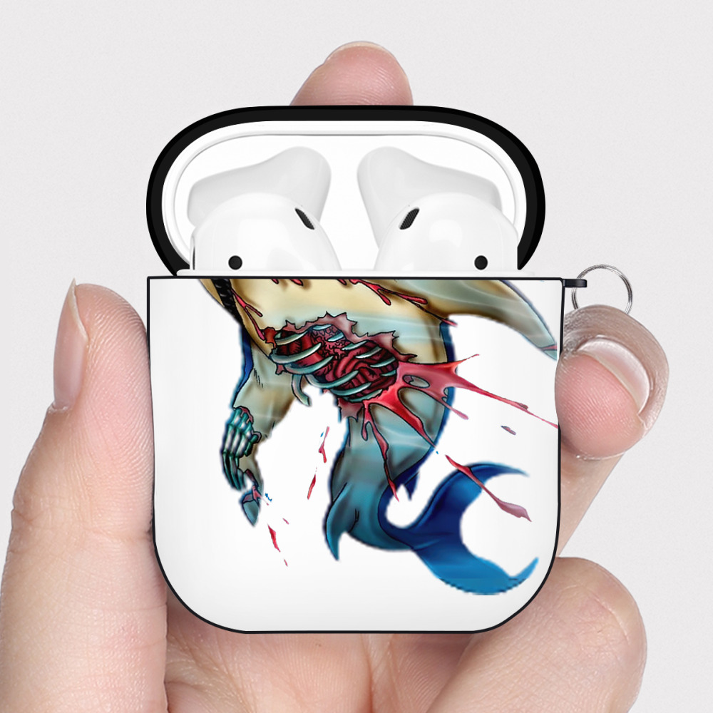 （画像用） 遊☆戯☆王 Yu-Gi-Oh! AirPods 第2世代保護ケース ハードシェル ブラック 耐衝撃・防指紋・カラビナ付き