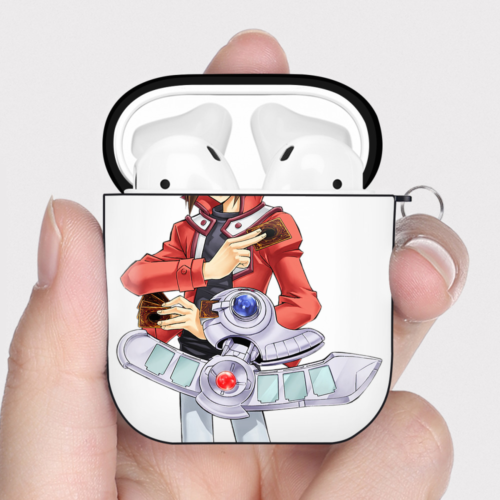 （画像用） 遊☆戯☆王 Yu-Gi-Oh! AirPods 第2世代保護ケース ハードシェル ブラック 耐衝撃・防指紋・カラビナ付き