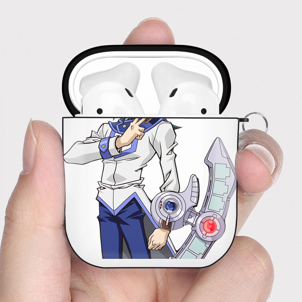 （画像用） 遊☆戯☆王 Yu-Gi-Oh! AirPods 第2世代保護ケース ハードシェル ブラック 耐衝撃・防指紋・カラビナ付き