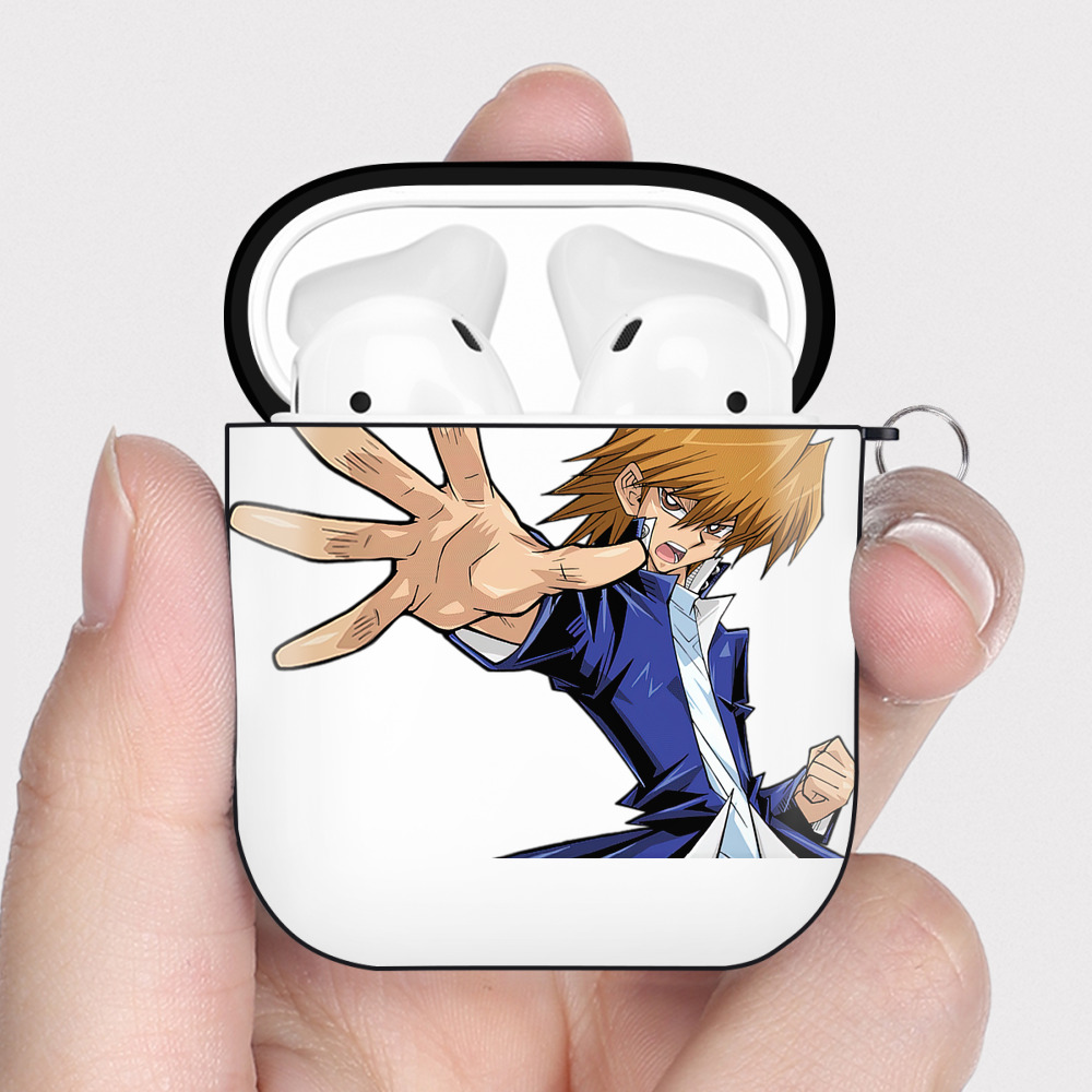 （画像用） 遊☆戯☆王 Yu-Gi-Oh! AirPods 第2世代保護ケース ハードシェル ブラック 耐衝撃・防指紋・カラビナ付き