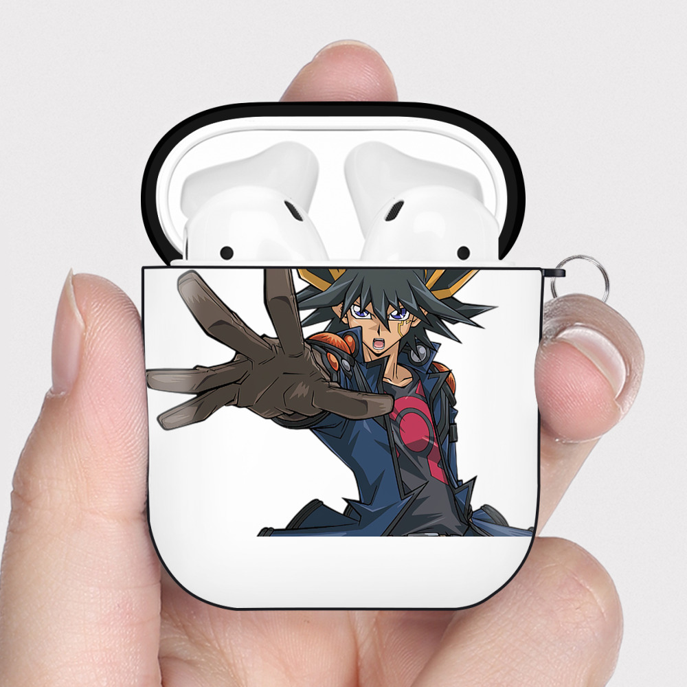 （画像用） 遊☆戯☆王 Yu-Gi-Oh! AirPods 第2世代保護ケース ハードシェル ブラック 耐衝撃・防指紋・カラビナ付き