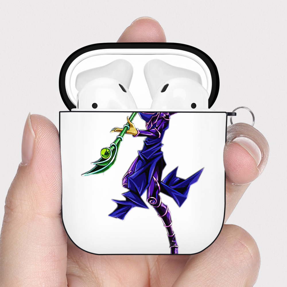 （画像用） 遊☆戯☆王 Yu-Gi-Oh! AirPods 第2世代保護ケース ハードシェル ブラック 耐衝撃・防指紋・カラビナ付き