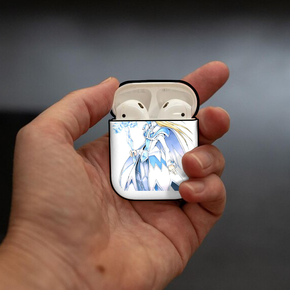遊☆戯☆王 Yu-Gi-Oh! AirPods 第2世代保護ケース ハードシェル ブラック 耐衝撃・防指紋・カラビナ付き
