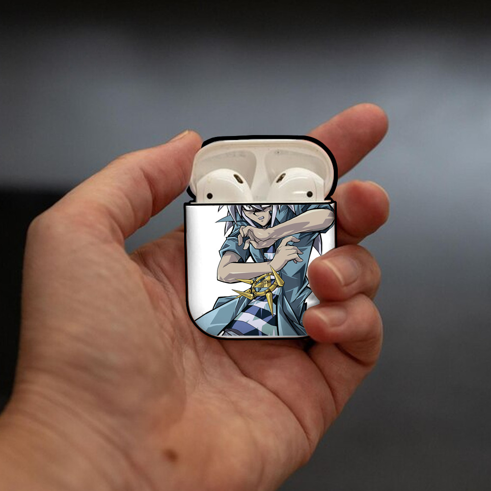 遊☆戯☆王 Yu-Gi-Oh! AirPods 第2世代保護ケース ハードシェル ブラック 耐衝撃・防指紋・カラビナ付き