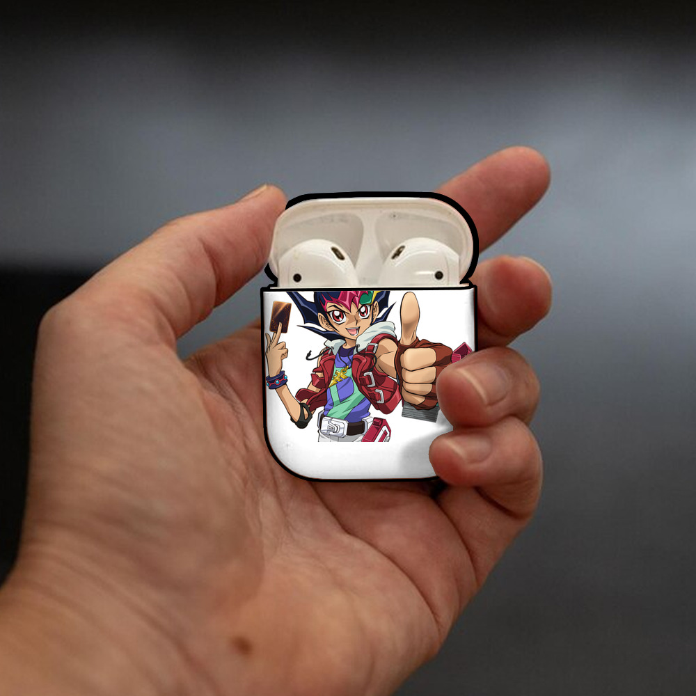 遊☆戯☆王 Yu-Gi-Oh! AirPods 第2世代保護ケース ハードシェル ブラック 耐衝撃・防指紋・カラビナ付き
