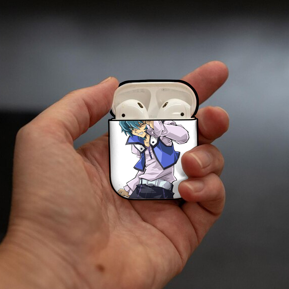 遊☆戯☆王 Yu-Gi-Oh! AirPods 第2世代保護ケース ハードシェル ブラック 耐衝撃・防指紋・カラビナ付き