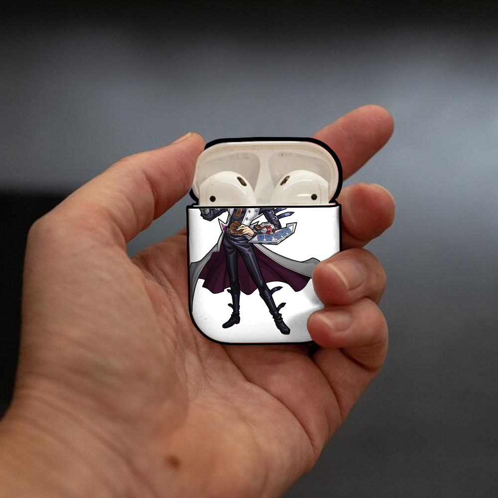 遊☆戯☆王 Yu-Gi-Oh! AirPods 第2世代保護ケース ハードシェル ブラック 耐衝撃・防指紋・カラビナ付き