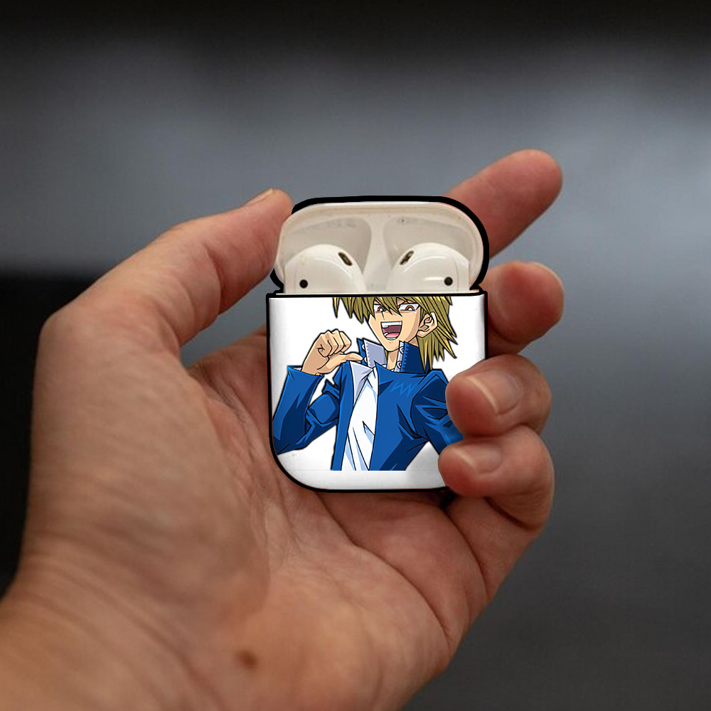 遊☆戯☆王 Yu-Gi-Oh! AirPods 第2世代保護ケース ハードシェル ブラック 耐衝撃・防指紋・カラビナ付き