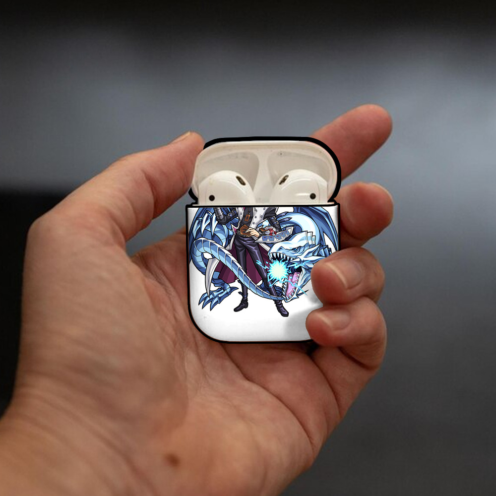 遊☆戯☆王 Yu-Gi-Oh! AirPods 第2世代保護ケース ハードシェル ブラック 耐衝撃・防指紋・カラビナ付き