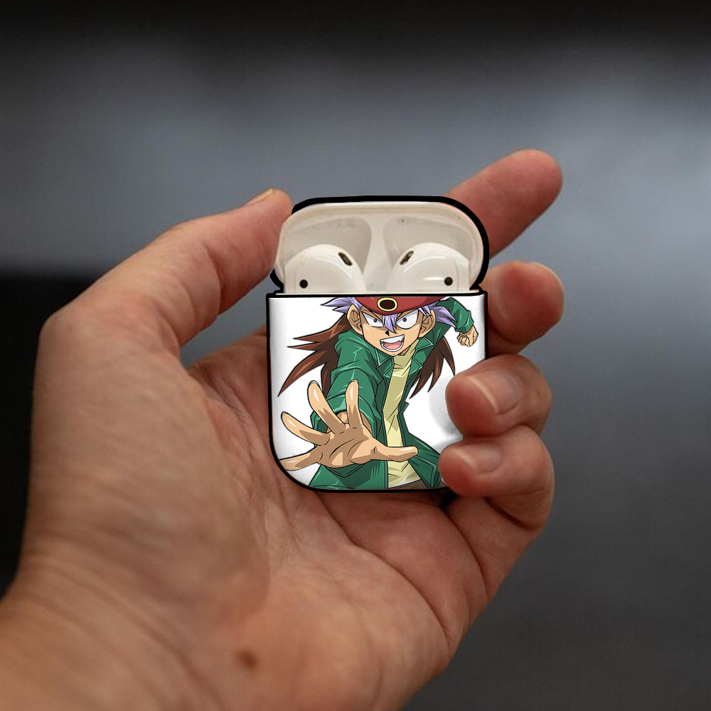 遊☆戯☆王 Yu-Gi-Oh! AirPods 第2世代保護ケース ハードシェル ブラック 耐衝撃・防指紋・カラビナ付き