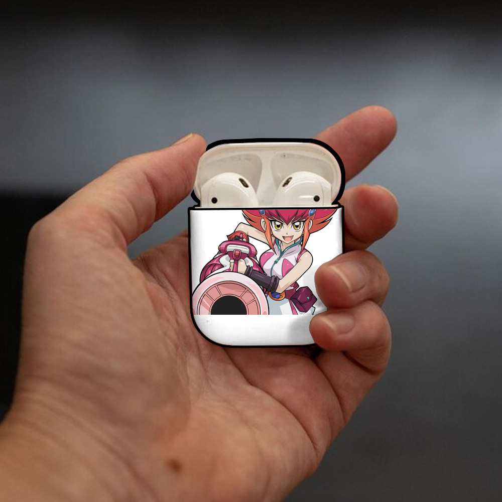 遊☆戯☆王 Yu-Gi-Oh! AirPods 第2世代保護ケース ハードシェル ブラック 耐衝撃・防指紋・カラビナ付き