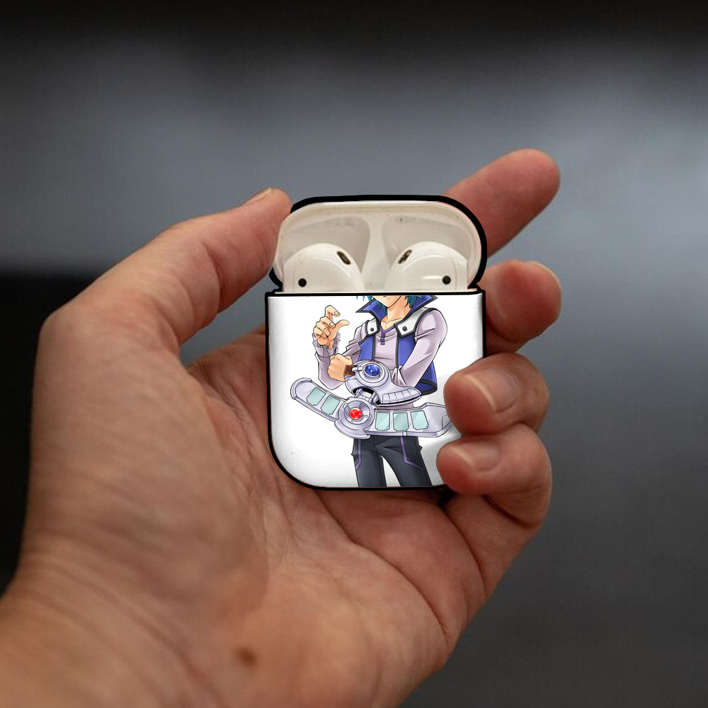遊☆戯☆王 Yu-Gi-Oh! AirPods 第2世代保護ケース ハードシェル ブラック 耐衝撃・防指紋・カラビナ付き