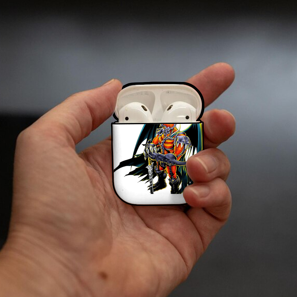 遊☆戯☆王 Yu-Gi-Oh! AirPods 第2世代保護ケース ハードシェル ブラック 耐衝撃・防指紋・カラビナ付き