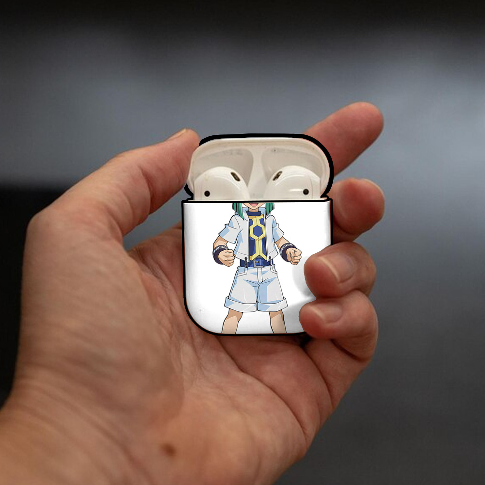 遊☆戯☆王 Yu-Gi-Oh! AirPods 第2世代保護ケース ハードシェル ブラック 耐衝撃・防指紋・カラビナ付き