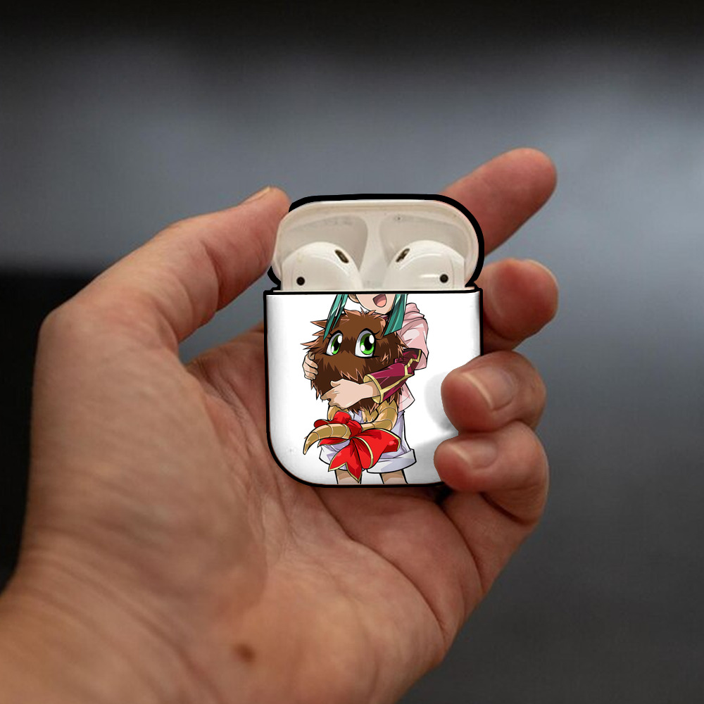 遊☆戯☆王 Yu-Gi-Oh! AirPods 第2世代保護ケース ハードシェル ブラック 耐衝撃・防指紋・カラビナ付き