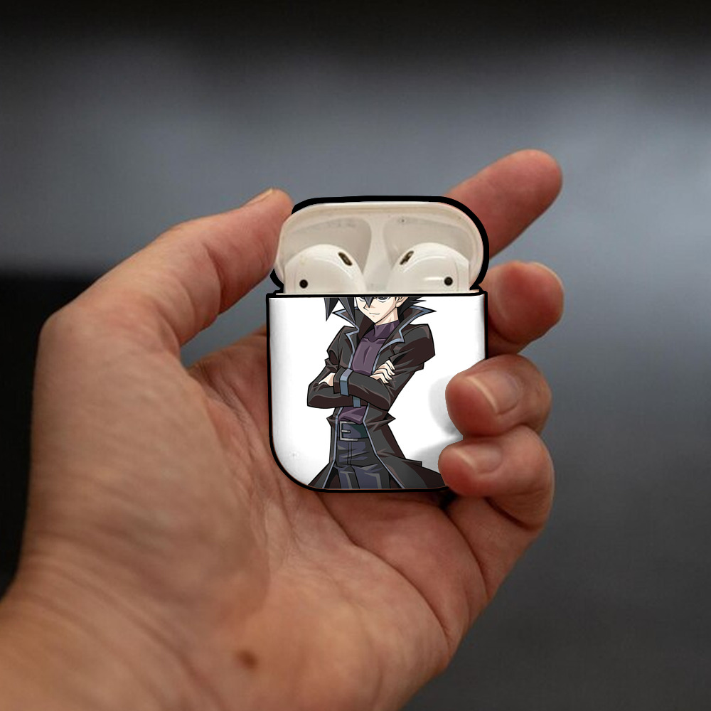 遊☆戯☆王 Yu-Gi-Oh! AirPods 第2世代保護ケース ハードシェル ブラック 耐衝撃・防指紋・カラビナ付き