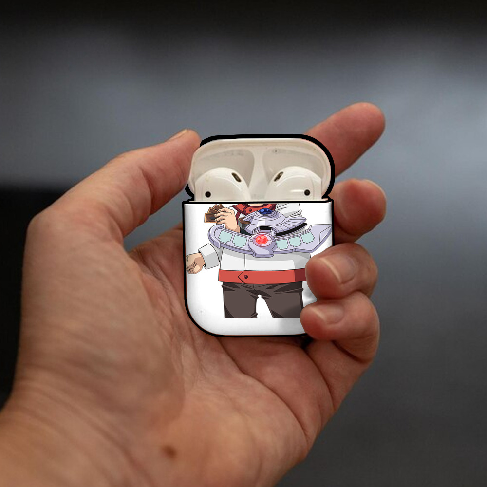 遊☆戯☆王 Yu-Gi-Oh! AirPods 第2世代保護ケース ハードシェル ブラック 耐衝撃・防指紋・カラビナ付き