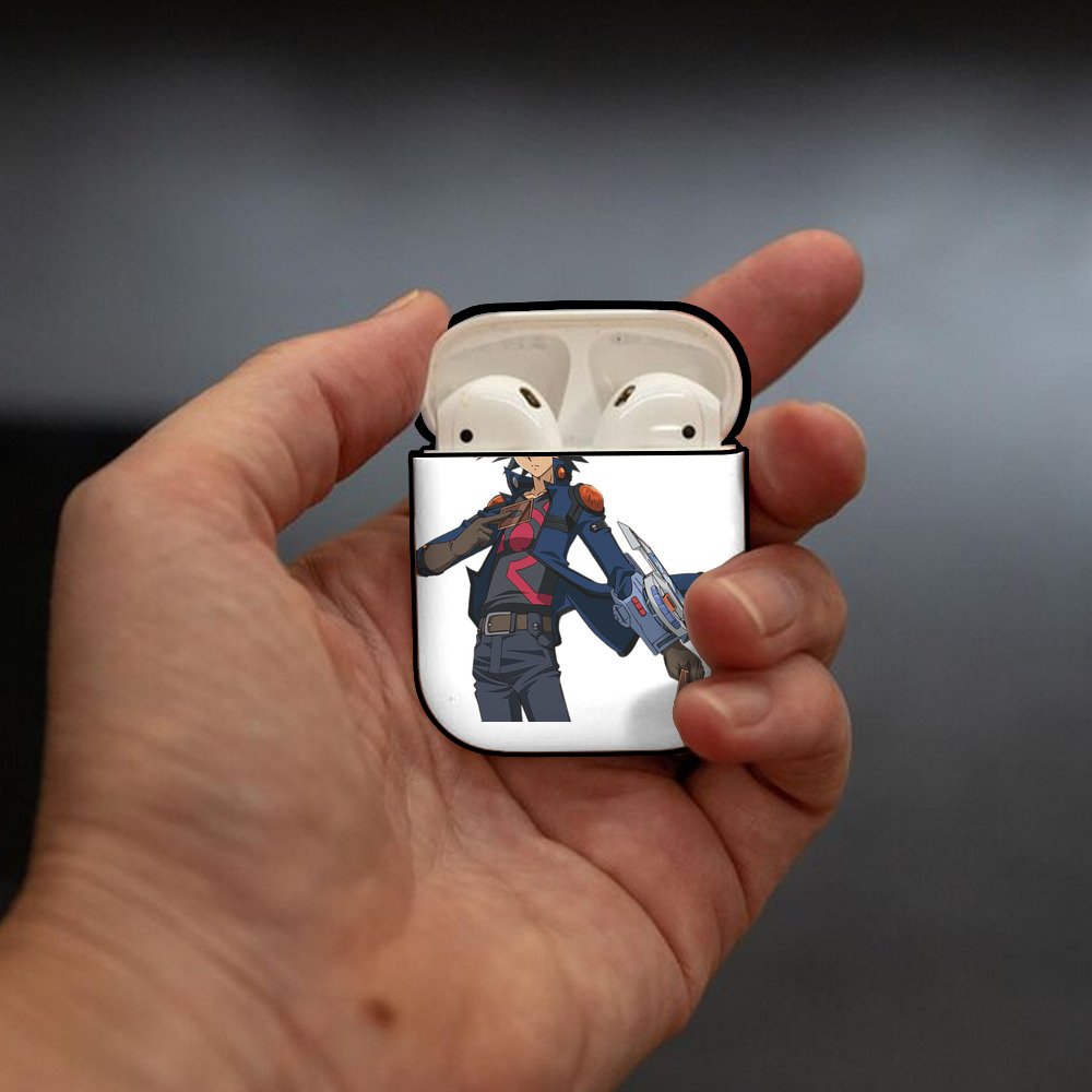 遊☆戯☆王 Yu-Gi-Oh! AirPods 第2世代保護ケース ハードシェル ブラック 耐衝撃・防指紋・カラビナ付き