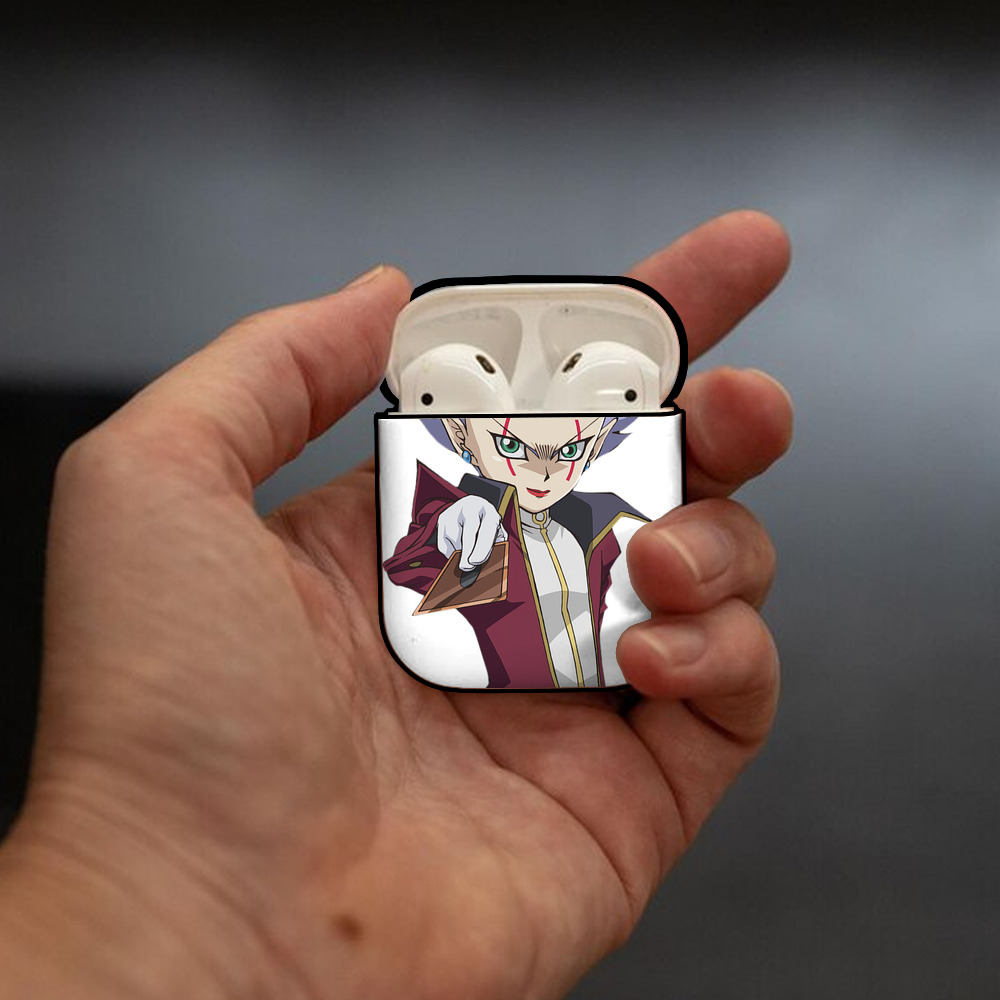 遊☆戯☆王 Yu-Gi-Oh! AirPods 第2世代保護ケース ハードシェル ブラック 耐衝撃・防指紋・カラビナ付き